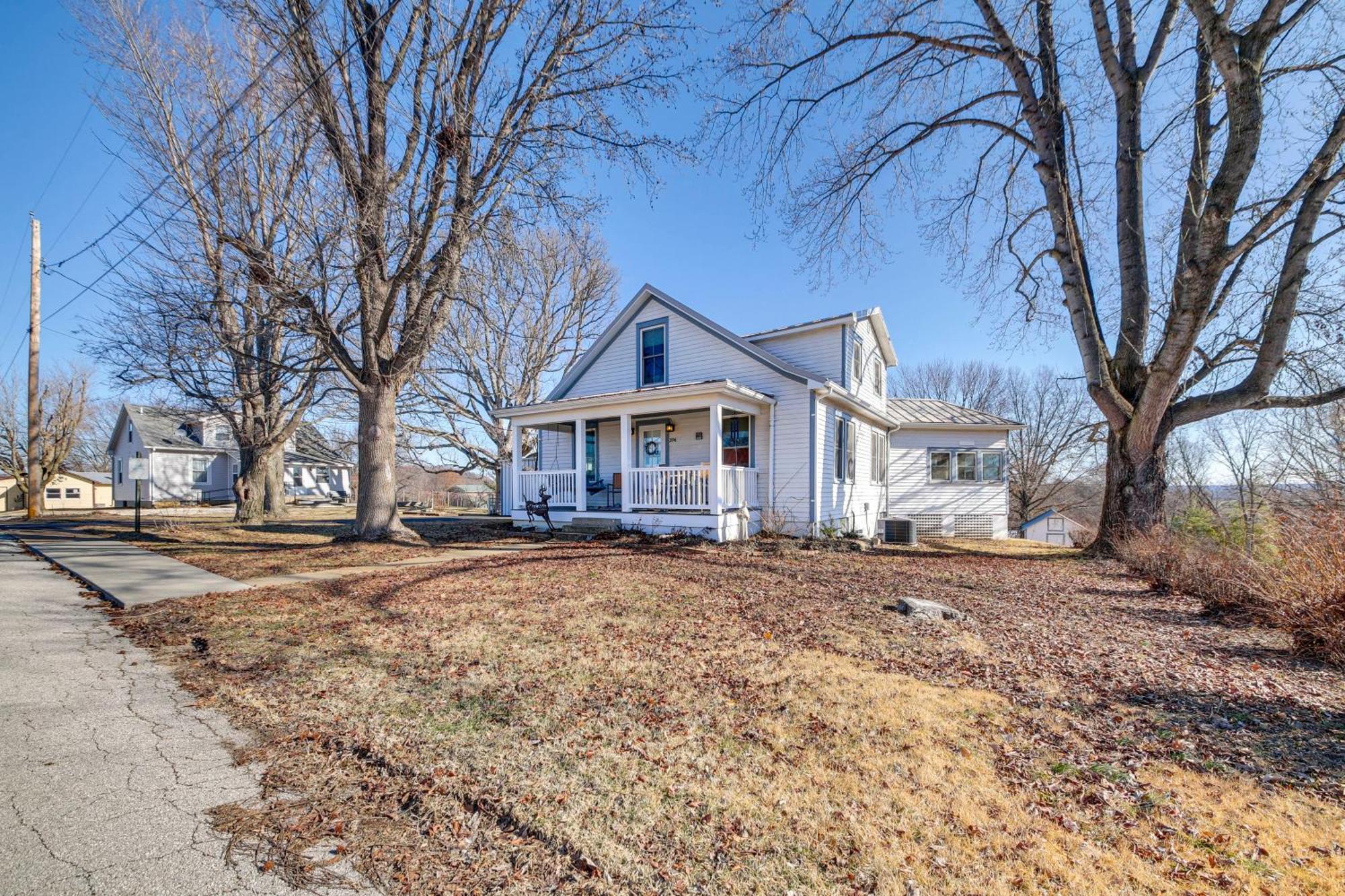 Cozy Augusta Home With Porch Walk To Katy Trail! Exterior photo